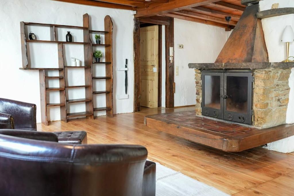 Charmante Fachwerk Wohnung Mit Terrasse In Der Altstadt Кобленц Екстер'єр фото